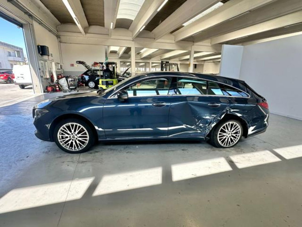 Mercedes-Benz CLA Shooting Brake 250 e Plug-in hybrid Shooting Brake Sport (4)