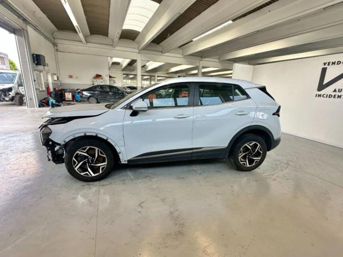 Kia Sportage 1.6 CRDi MHEV Business (4)