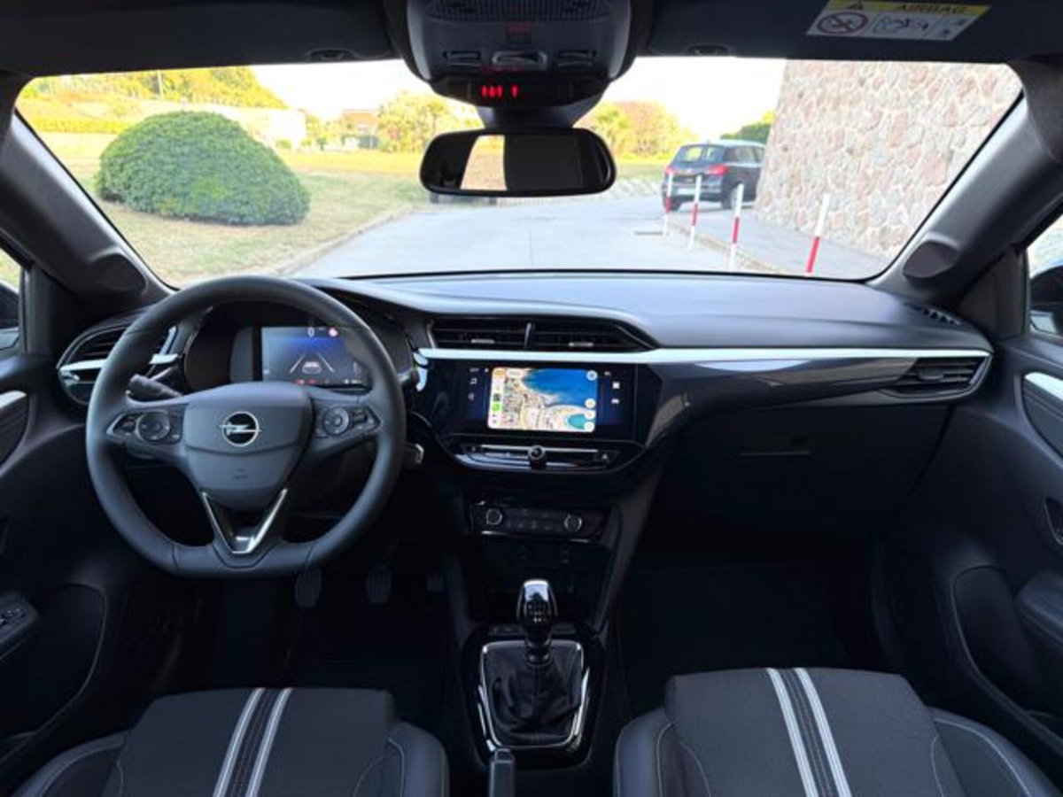 Opel Corsa 1.2 100 CV GS Line (13)