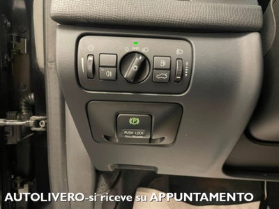 Volvo XC60 D3 AWD Geartronic Kinetic (16)