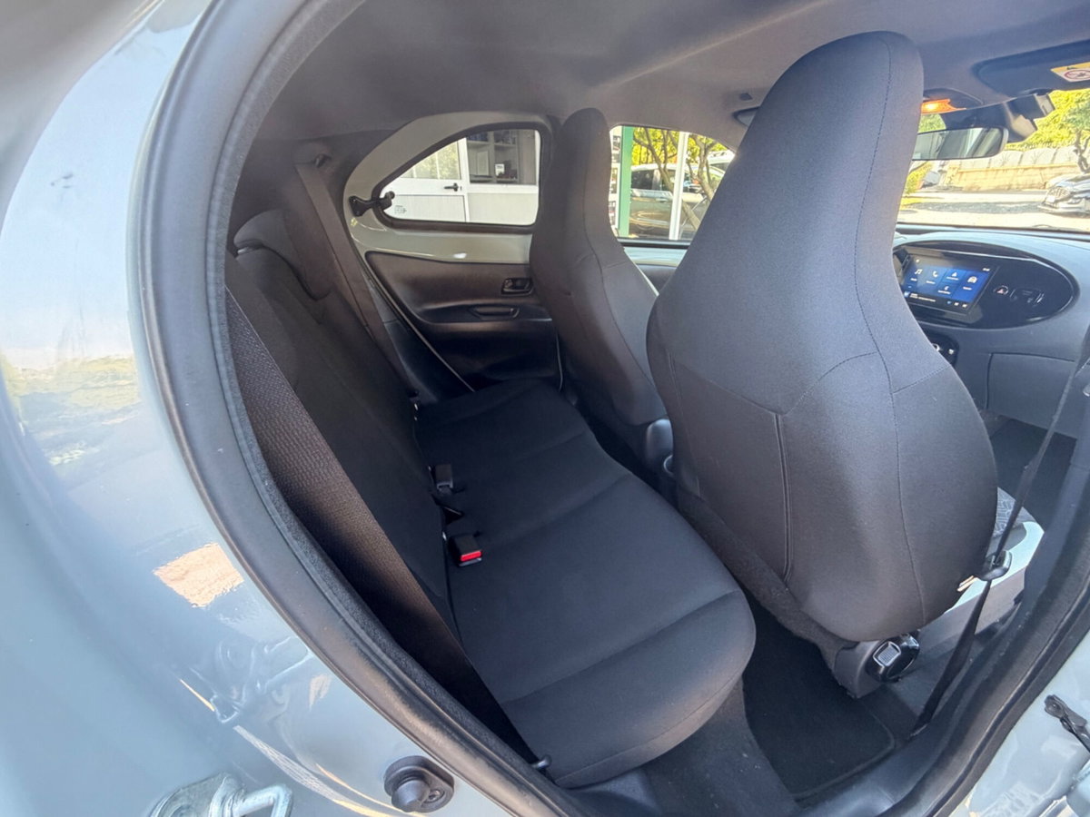 Toyota Aygo X 1.0 VVT-i 72 CV 5p. Undercover S-CVT (18)