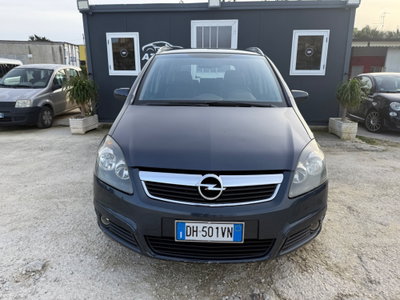 Opel Zafira 1.9 CDTI 120CV Cosmo (2)