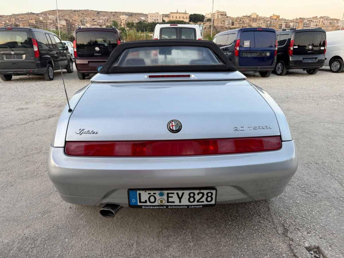 Alfa Romeo Gtv 2.0i 16V Twin Spark cat L (6)