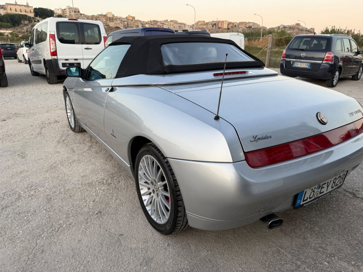 Alfa Romeo Gtv 2.0i 16V Twin Spark cat L (7)