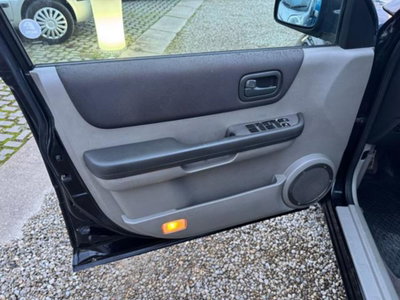 Nissan X-Trail 2.2 dCi Elegance (7)