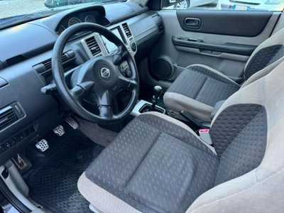 Nissan X-Trail 2.2 dCi Elegance (8)