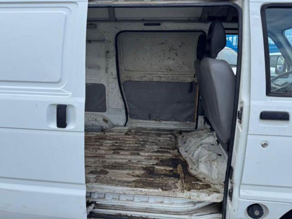 Piaggio Porter Furgone 1.3i 16V cat Blind Van (14)
