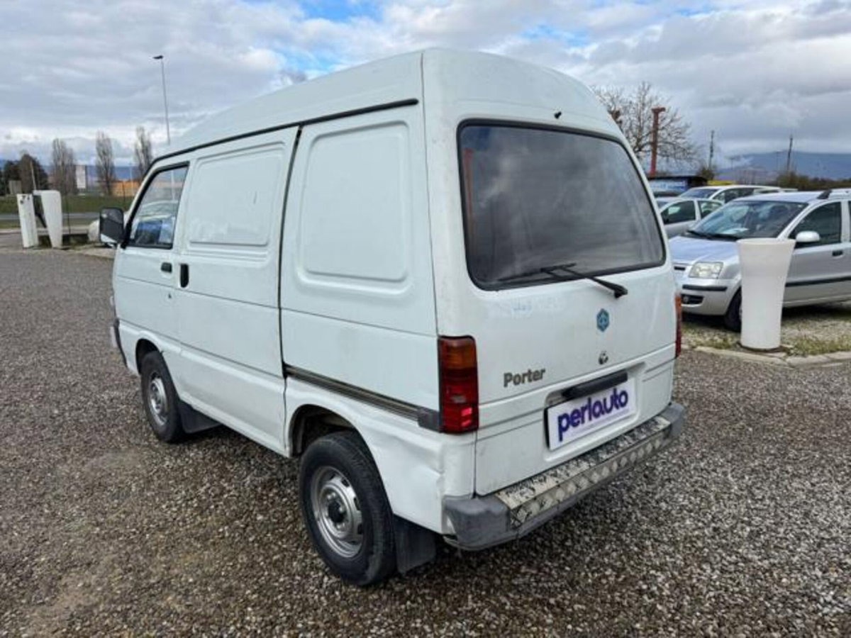 Piaggio Porter Furgone 1.3i 16V cat Blind Van (4)