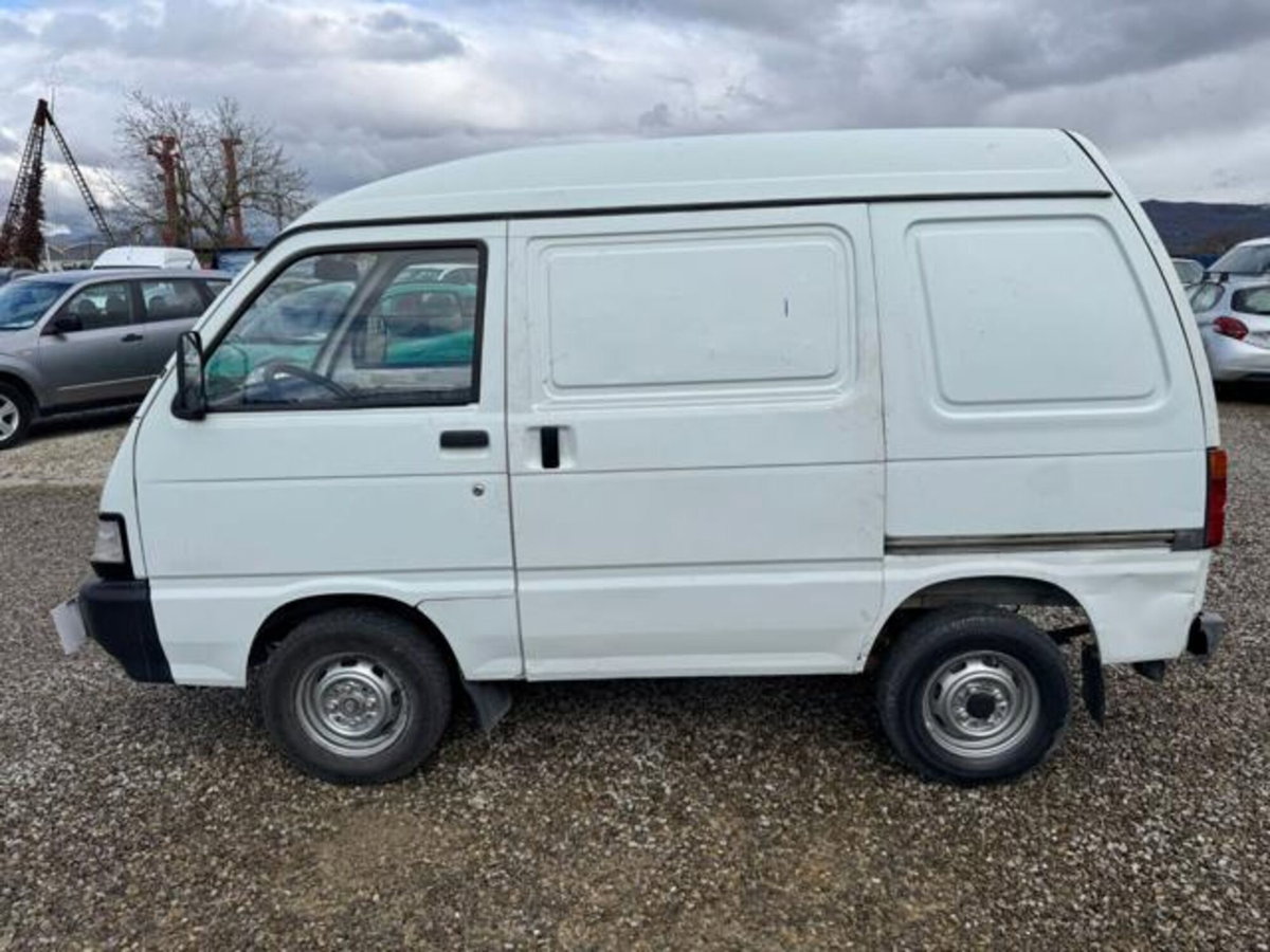 Piaggio Porter Furgone 1.3i 16V cat Blind Van (7)