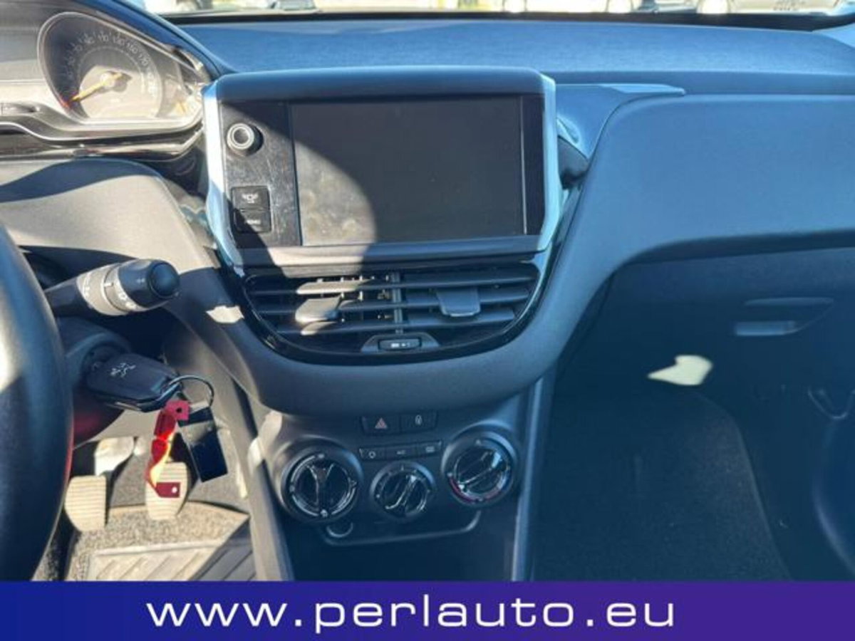 Peugeot 208 HDi 68 CV 5 porte Active (10)