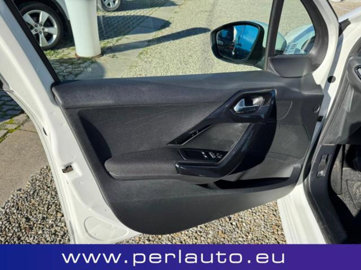 Peugeot 208 HDi 68 CV 5 porte Active (7)