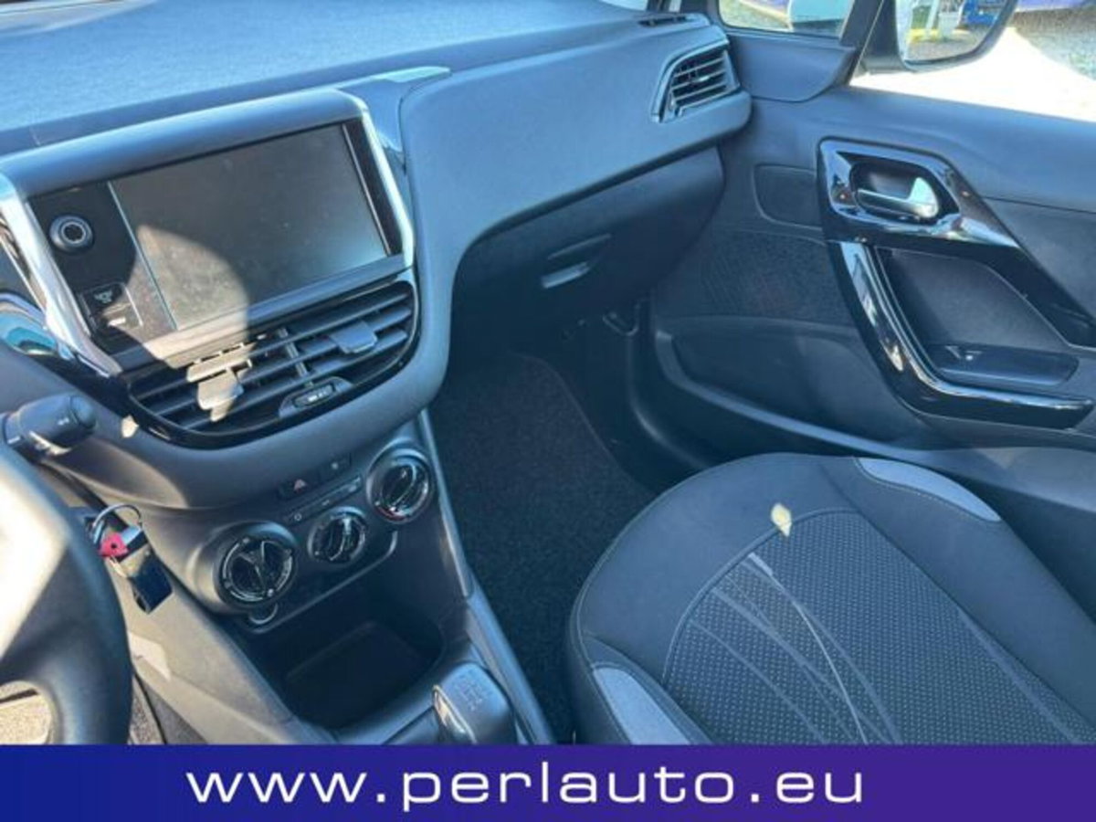 Peugeot 208 HDi 68 CV 5 porte Active (9)