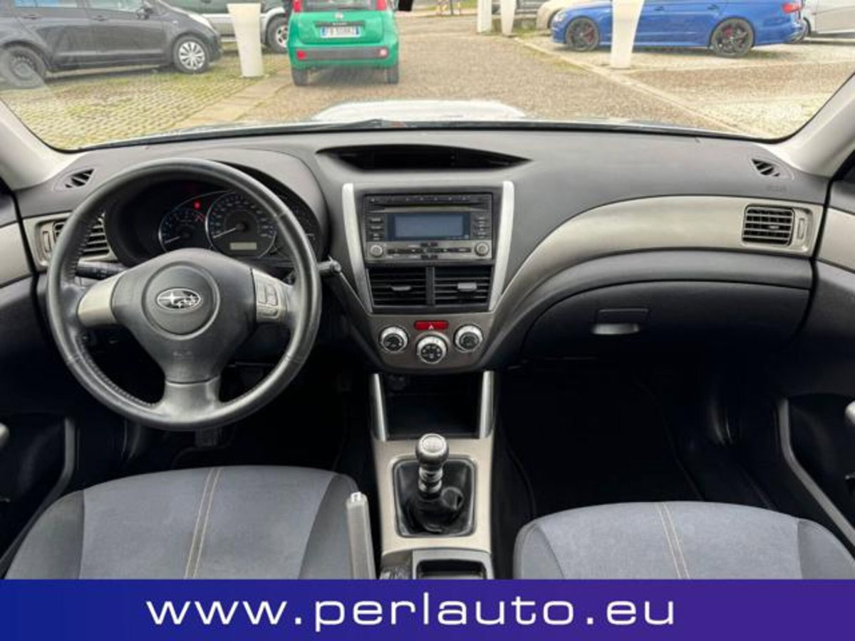 Subaru Forester 2.0D XS VQ (11)