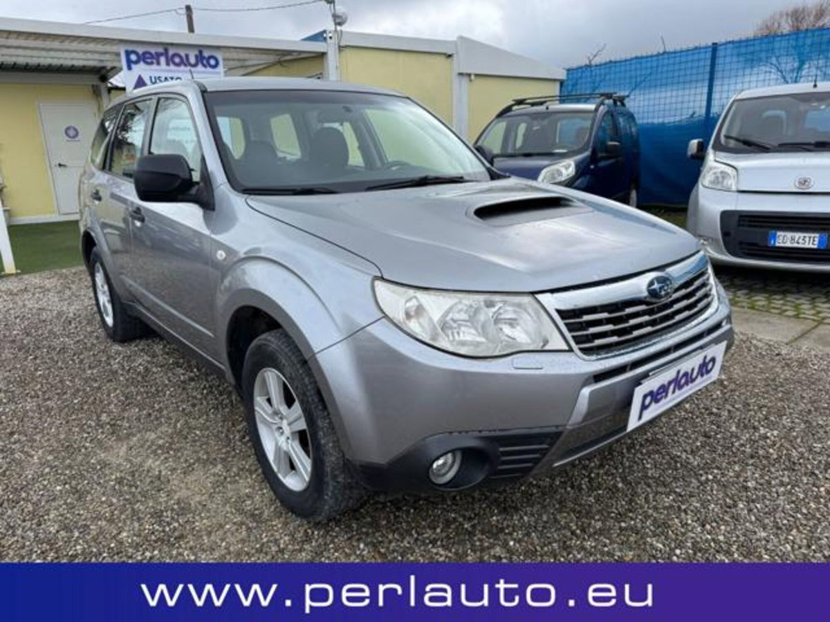 Subaru Forester 2.0D XS VQ (2)