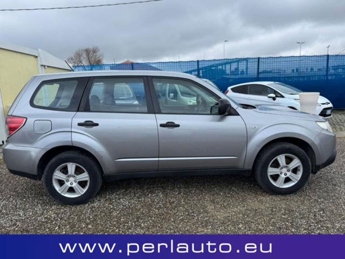 Subaru Forester 2.0D XS VQ (4)