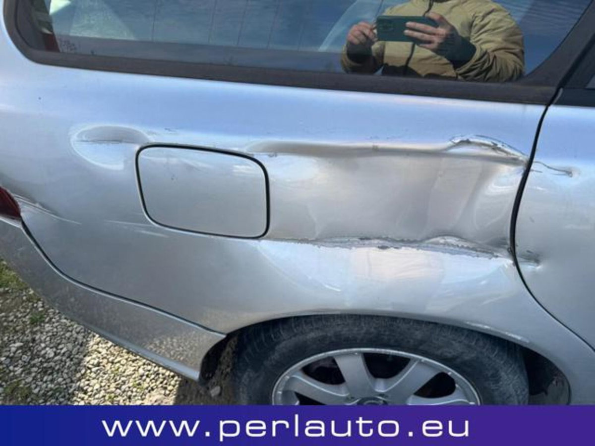 Volvo V50 1.6 D cat Kinetic (10)