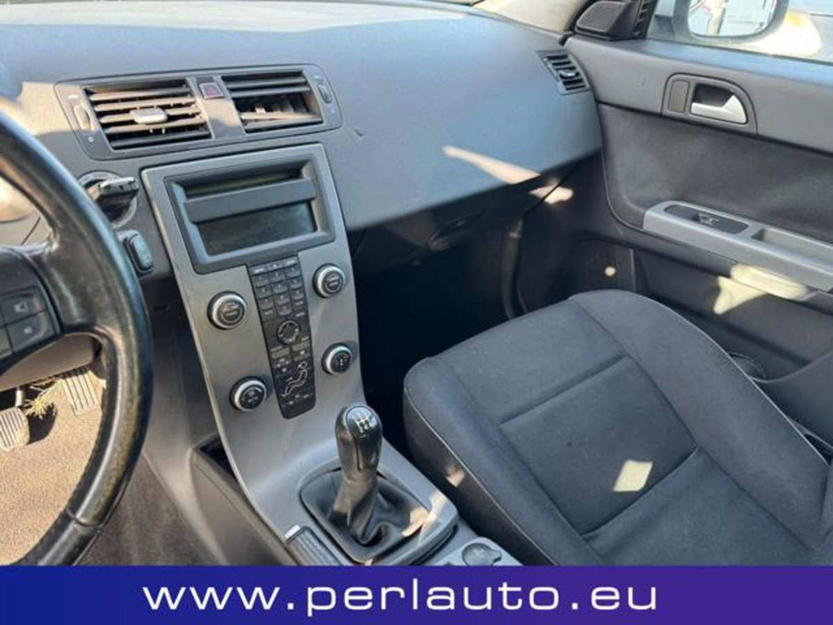 Volvo V50 1.6 D cat Kinetic (7)
