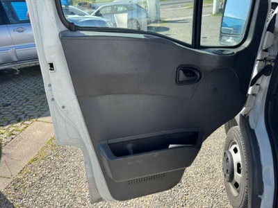 Iveco Daily Furgone 35S12V 2.3 Hpi TDI PM-TA Furgone (6)