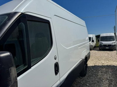 Iveco Daily Furgone 35S12V 2.3 HPT PM-SL-TM Furgone (4)
