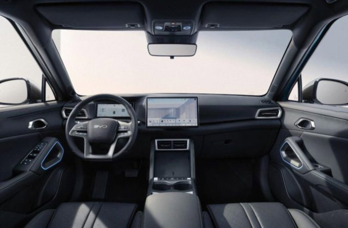 Byd Atto 2 DM-i 1.5 phev Active 165cv (6)