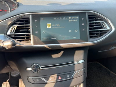 Peugeot 308 PureTech Turbo 130 S&S Allure Pack (17)