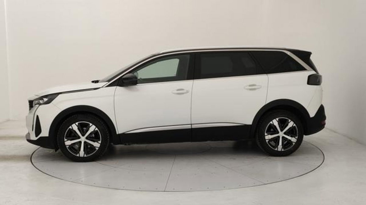 Peugeot 5008 BlueHDi 180 S&S EAT8 GT Pack (2)
