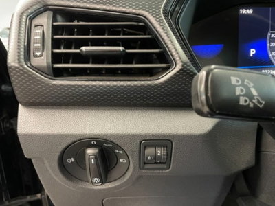 Volkswagen T-Cross 1.0 TSI 110 CV DSG Sport (13)