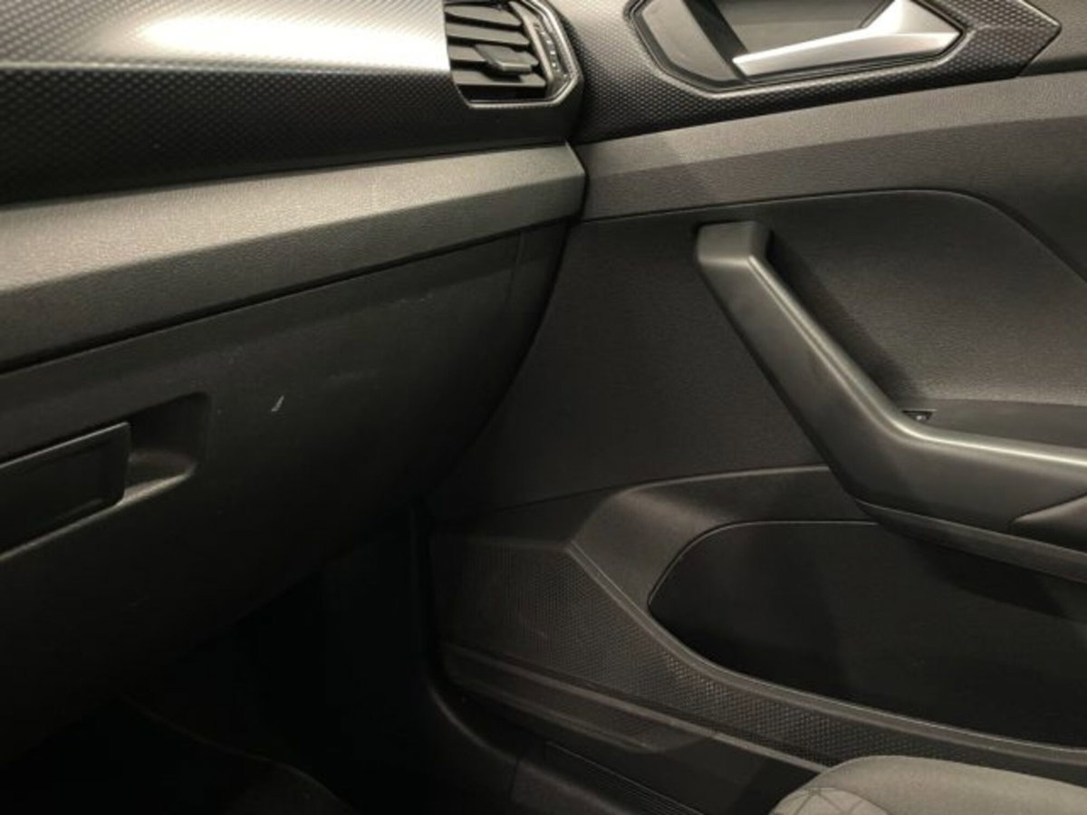Volkswagen T-Cross 1.0 TSI 110 CV DSG Sport (14)