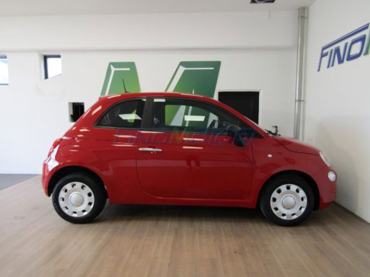 Fiat 500 1.0 Hybrid Red (17)