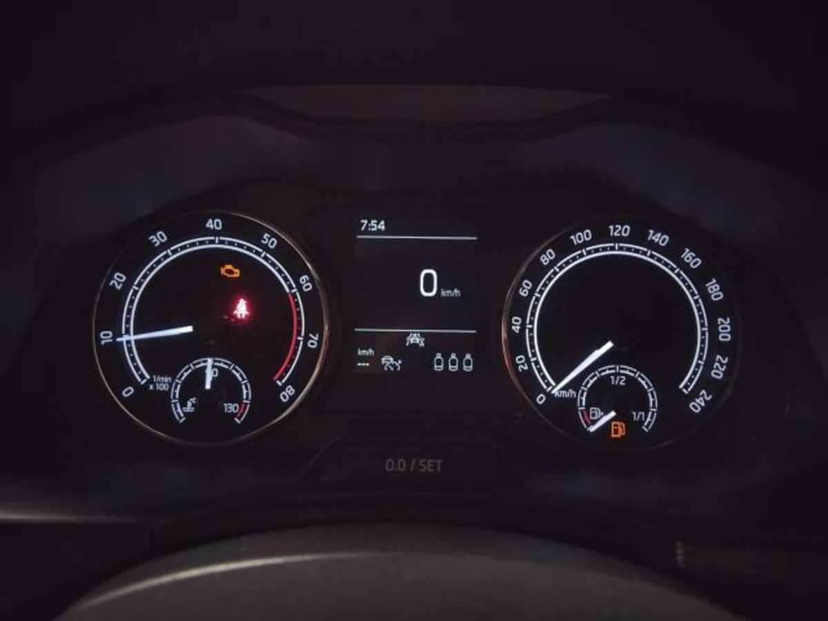 Skoda Kamiq 1.0 TSI Ambition (16)