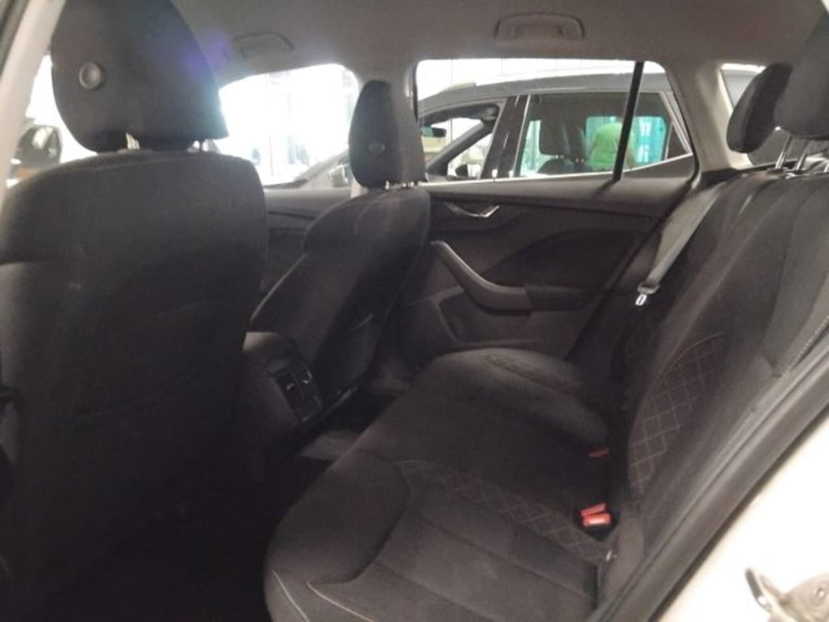 Skoda Kamiq 1.0 TSI Ambition (7)