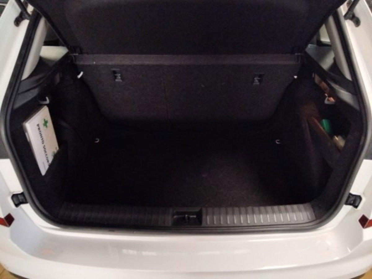 Skoda Kamiq 1.0 TSI Ambition (9)