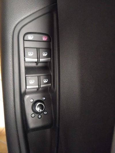 Audi A4 Avant 35 TDI S tronic Business Sport (16)
