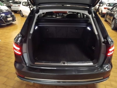 Audi A4 Avant 35 TDI S tronic Business Sport (9)