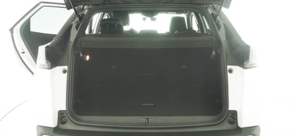 Peugeot 3008 BlueHDi 130 S&S EAT8 GT Pack (15)