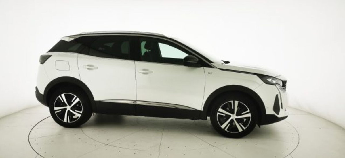 Peugeot 3008 BlueHDi 130 S&S EAT8 GT Pack (18)