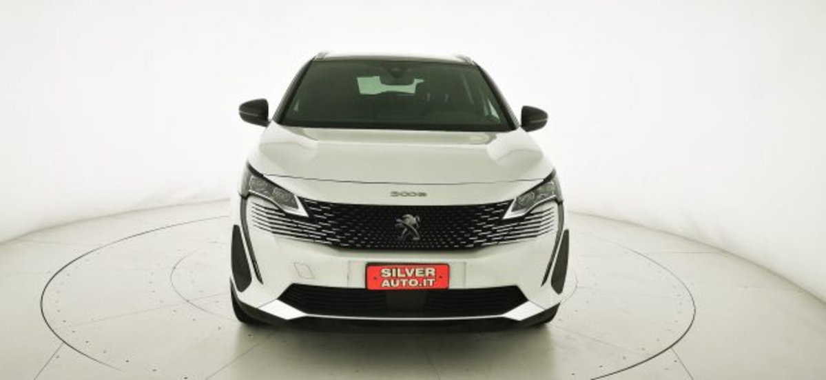 Peugeot 3008 BlueHDi 130 S&S EAT8 GT Pack (2)
