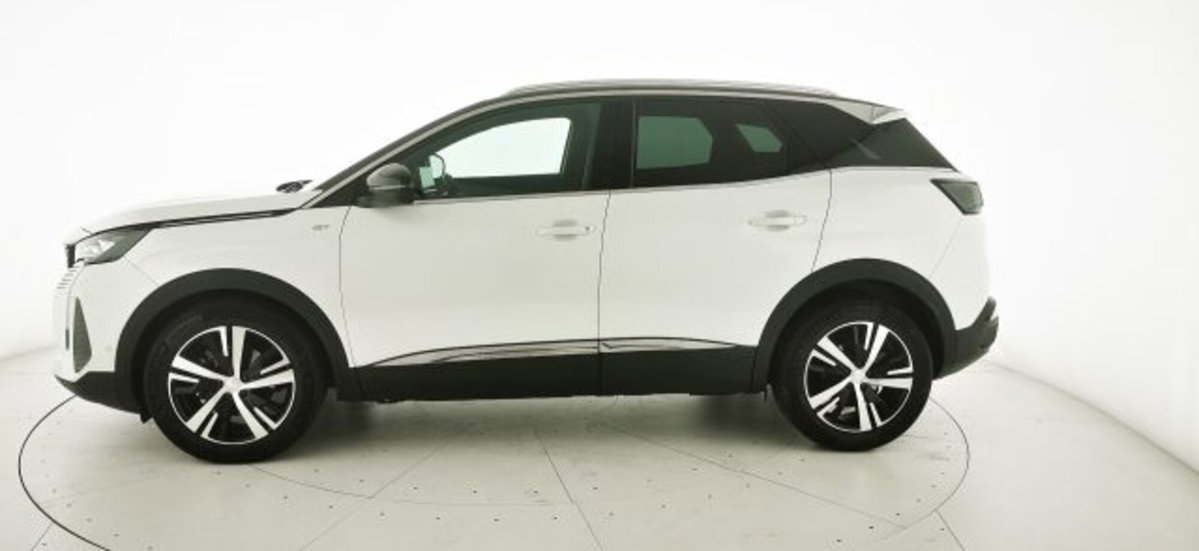 Peugeot 3008 BlueHDi 130 S&S EAT8 GT Pack (4)