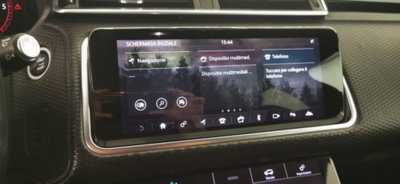 Land Rover Range Rover Velar 2.0D I4 240 CV R-Dynamic (11)