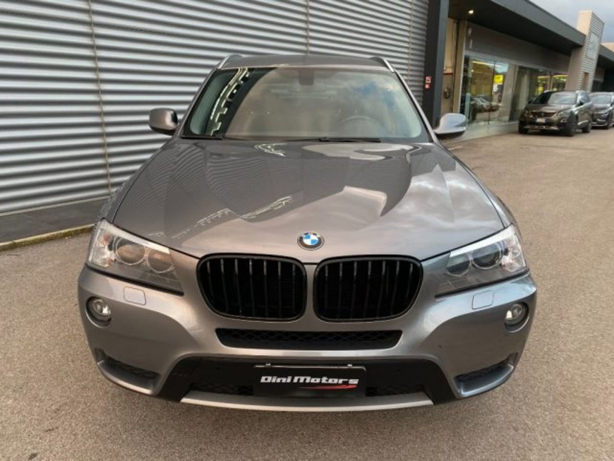 BMW X3 xDrive20d Futura (4)