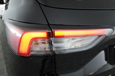 Ford Kuga 2.5 Plug In Hybrid 225 CV CVT 2WD ST-Line (10)