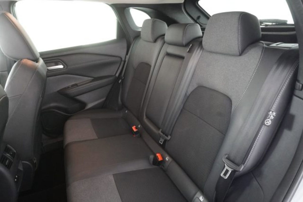 Nissan Qashqai 1.3 mhev N-Connecta 2wd 140cv (11)