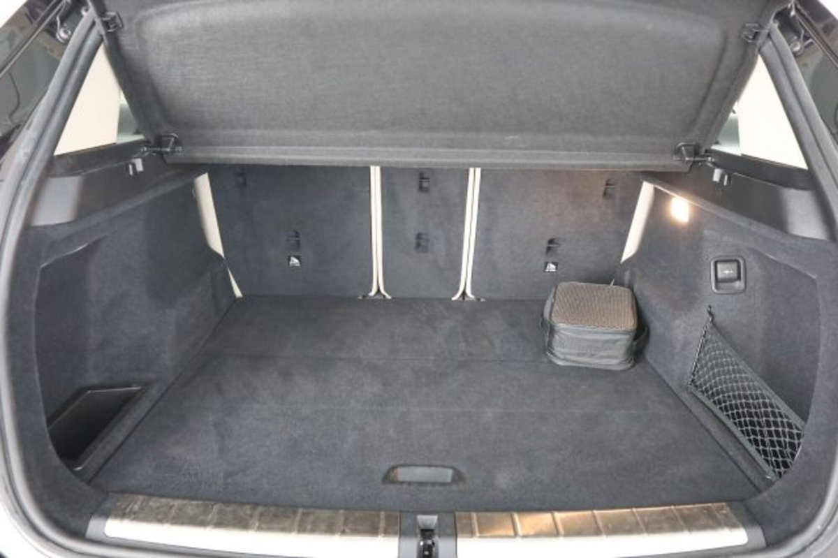 BMW X1 sDrive18d xLine Plus (14)