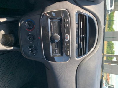 Fiat Punto 1.4 8V 3 porte Easypower Lounge (15)