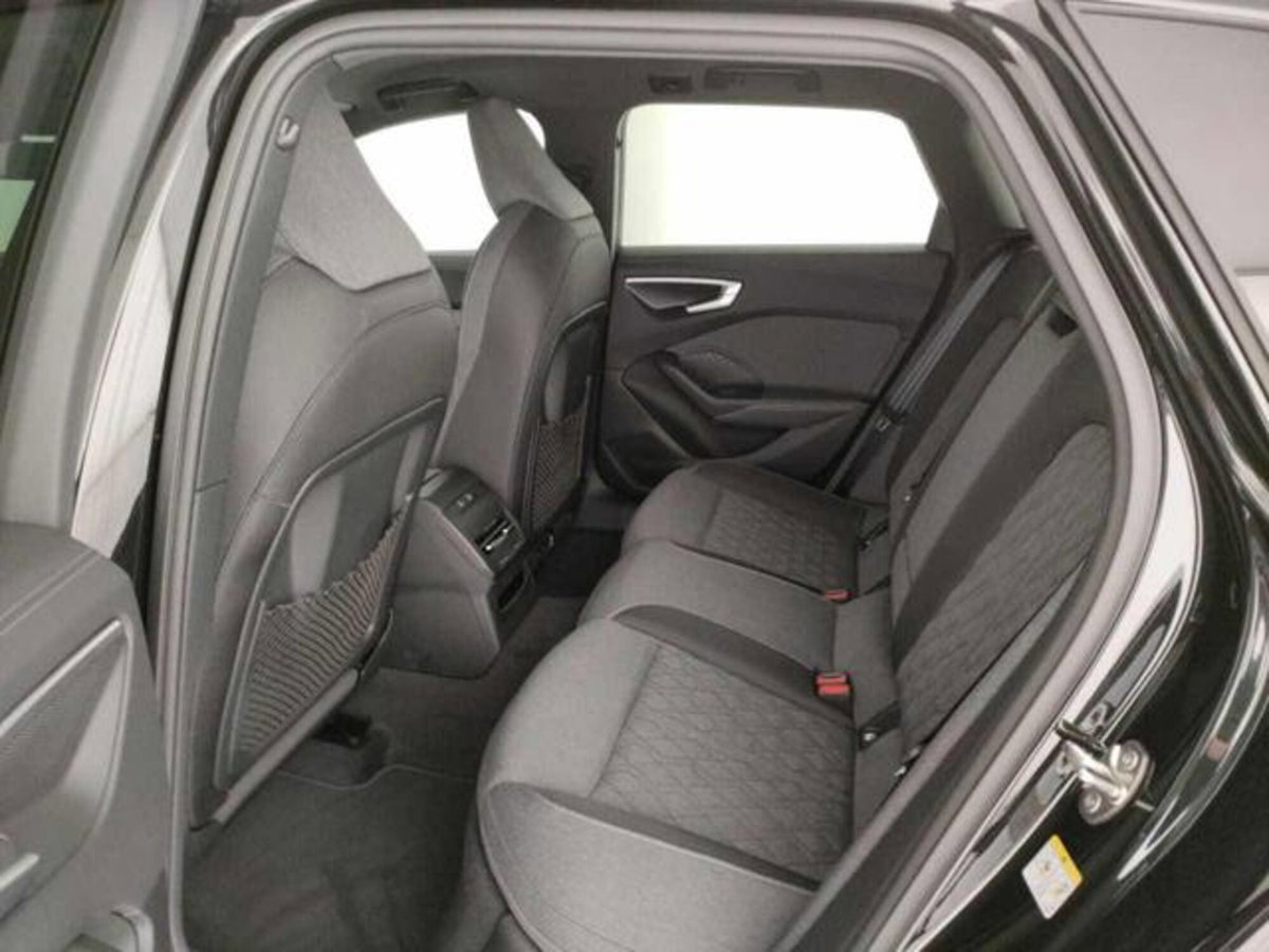 Audi A5 Avant 2.0 tdi mhev+ S line edition 204cv s-tronic (2)