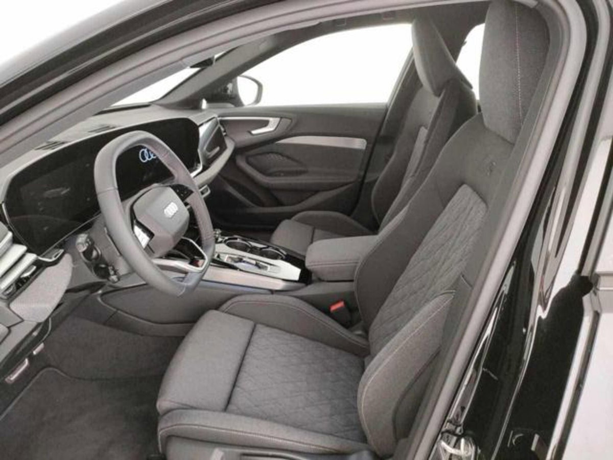 Audi A5 Avant 2.0 tdi mhev+ S line edition 204cv s-tronic (3)