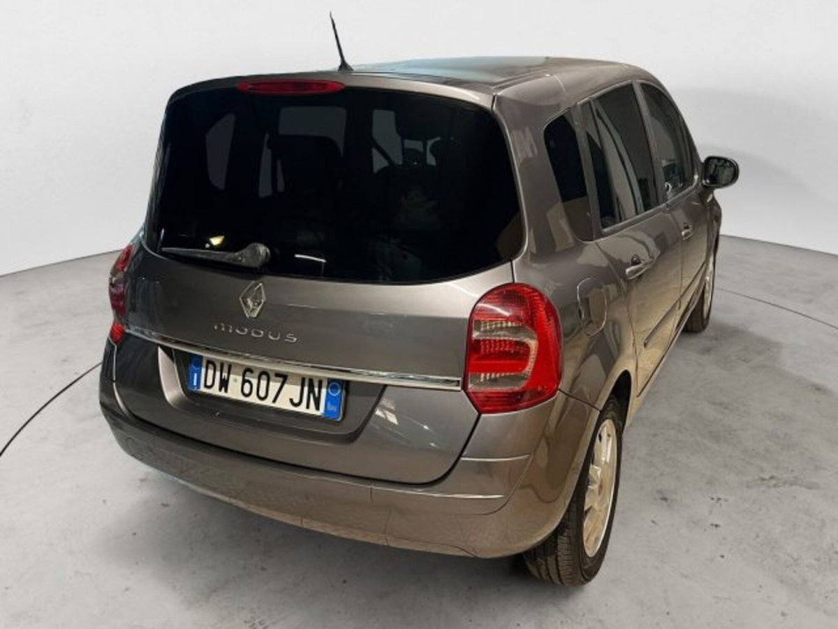 Renault Modus 1.2 16V Dynamique (4)