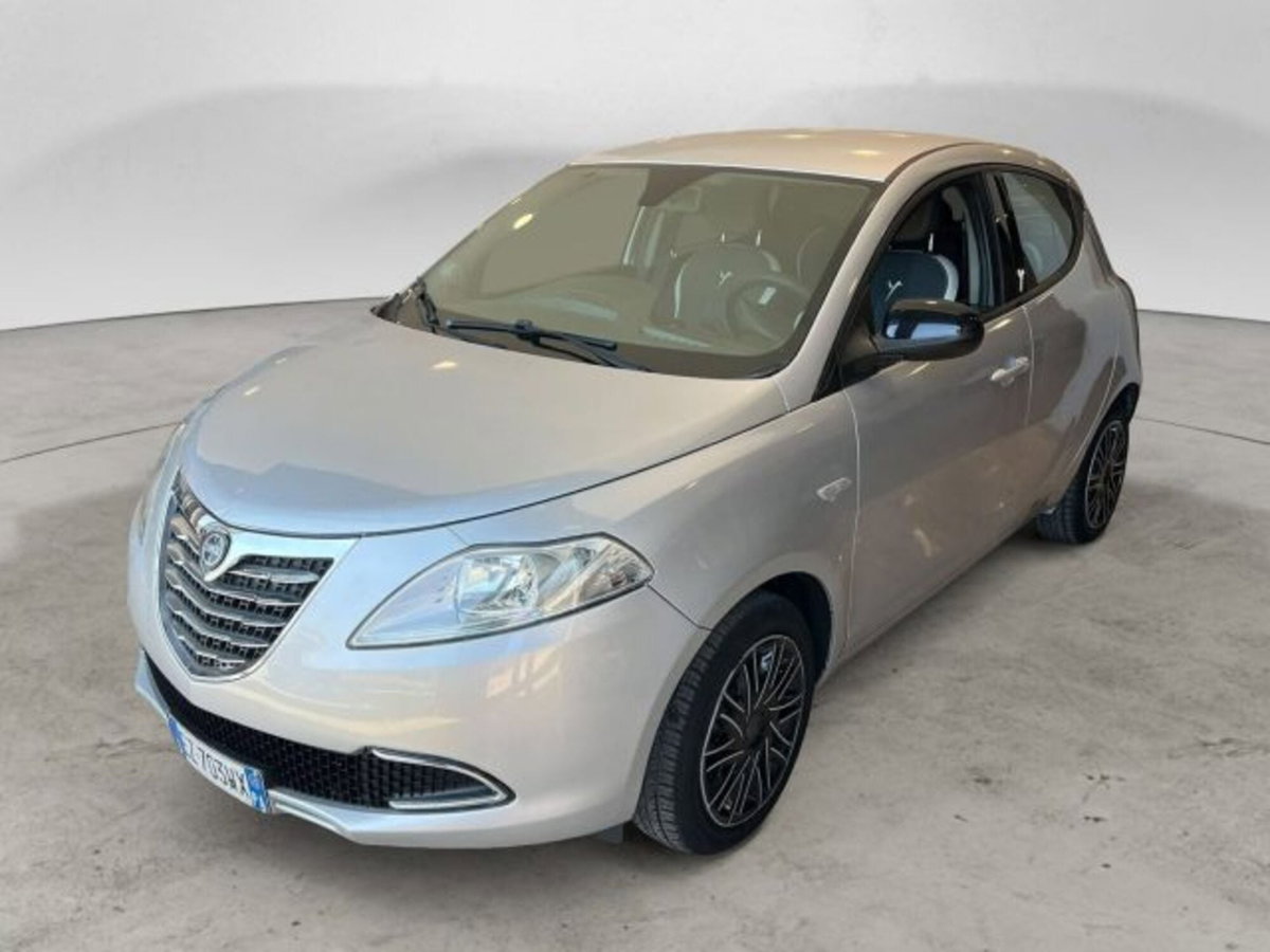 Lancia Ypsilon 1.2 69 CV 5 porte GPL Ecochic Elefantino