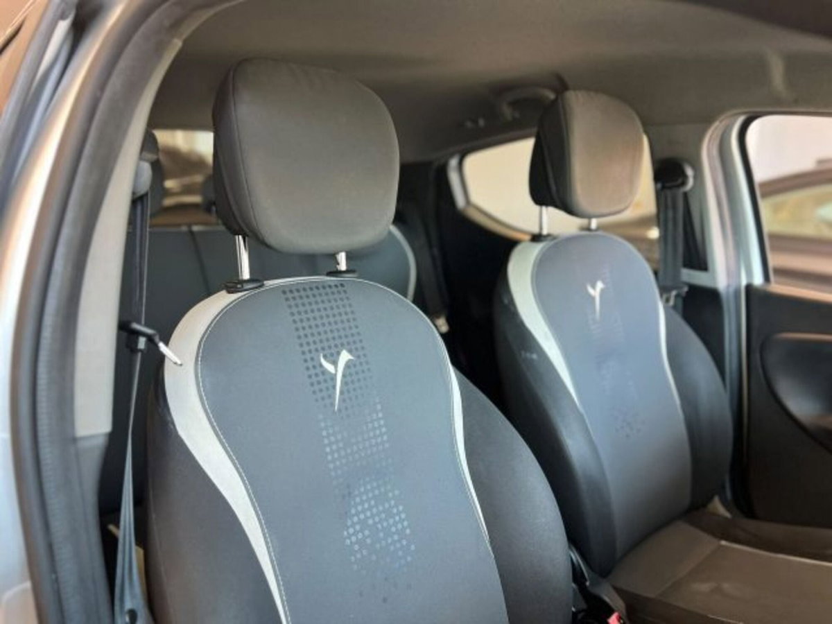 Lancia Ypsilon 1.2 69 CV 5 porte GPL Ecochic Elefantino (8)