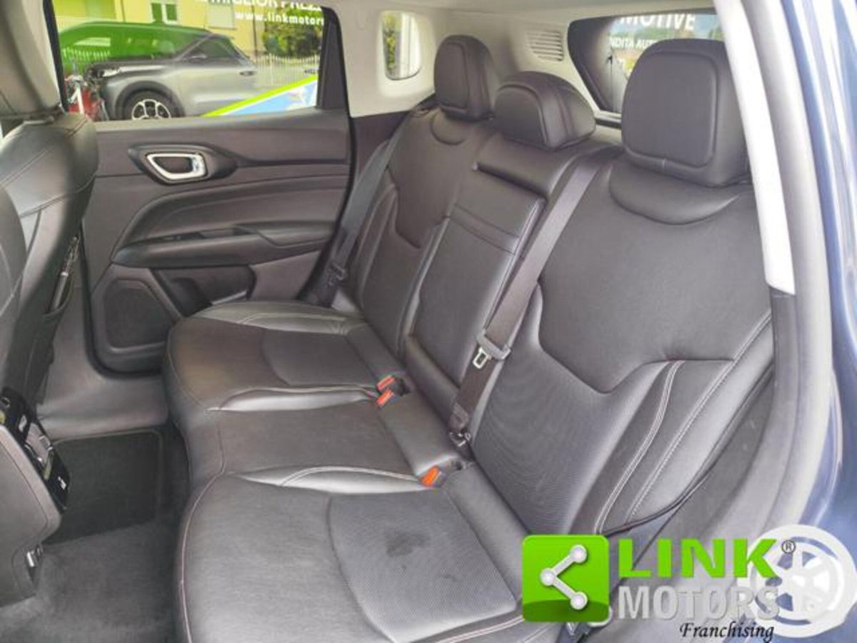 Jeep Compass 1.3 T4 240CV PHEV AT6 4xe S (7)